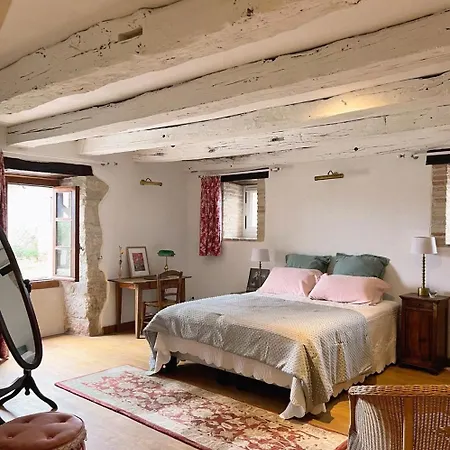 Les Hauts De Bed & Breakfast *