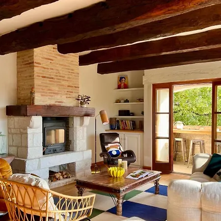 Les Hauts De Bed & Breakfast *
