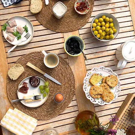 Couette-café Les Hauts De Broze