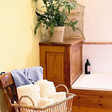 Bed & Breakfast Les Hauts De *